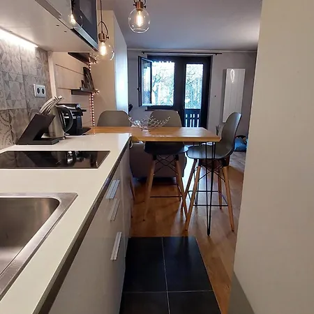 Confortable Renove En Verdoyante A - Fr-1-517-69 *